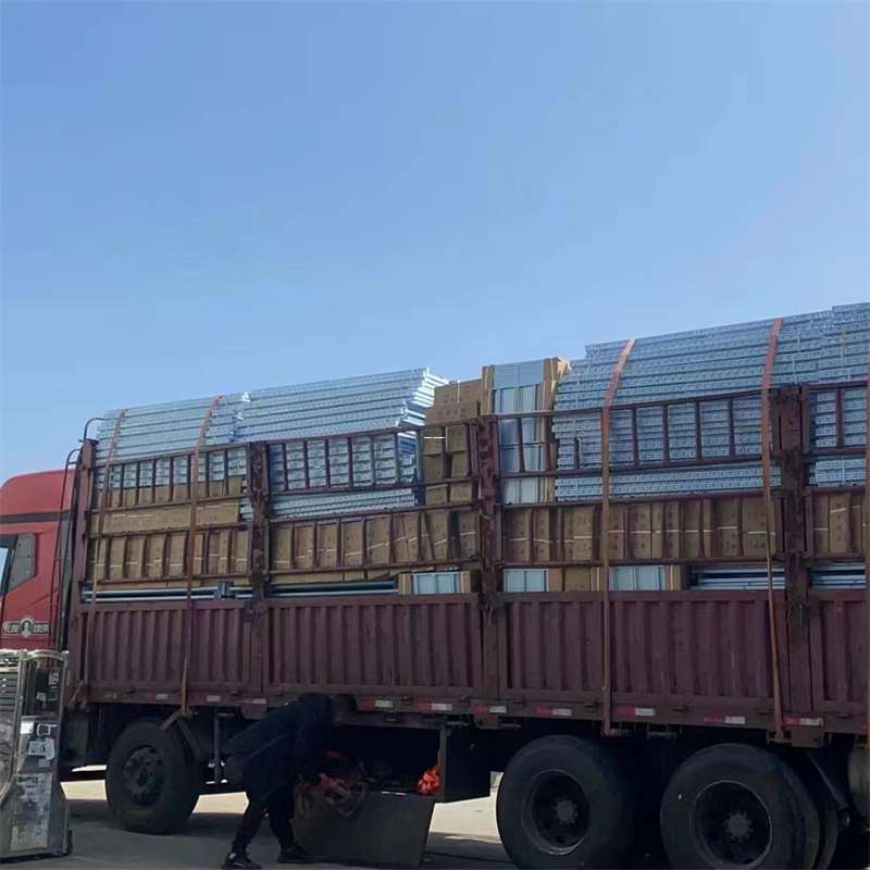 汉滨区镇康县进仓物流：专线直达的多元货运之旅